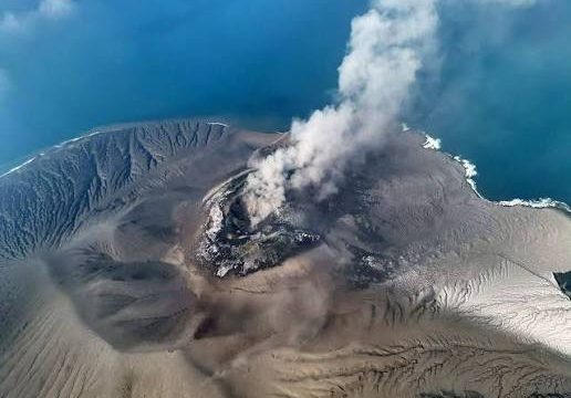 Status Siaga Anak Krakatau Belum Berubah, Masyarakat Diminta Jauhi Kawah Aktif